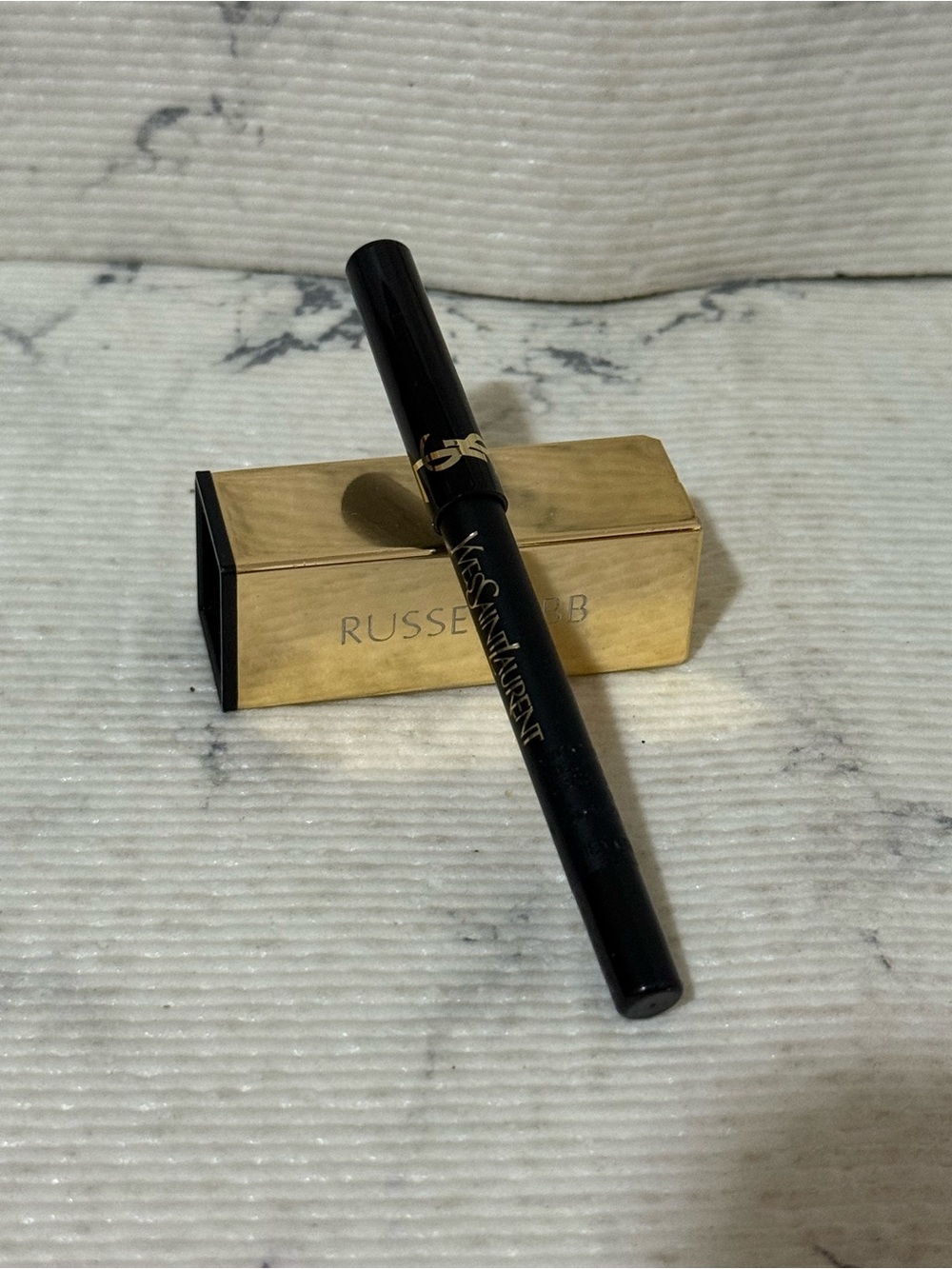 YSL Lines Liberated 24HR Waterproof Eyeliner Pencil (Travel Size) - Picture 5 of 11